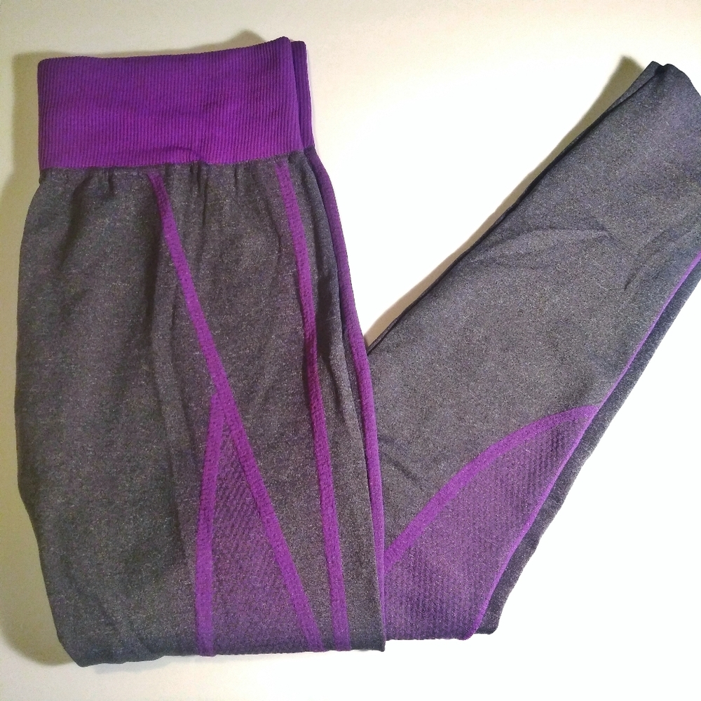 work out 2 piece set leggings and sports bra